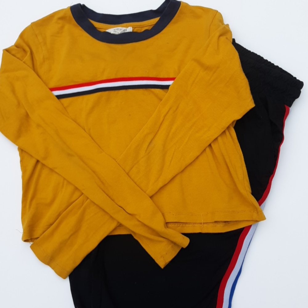 A set of red white and blue crop top and pants